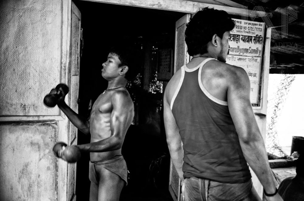 Kushti: The Indian Traditional Wrestling - Photo Sereies By Indranil Aditya