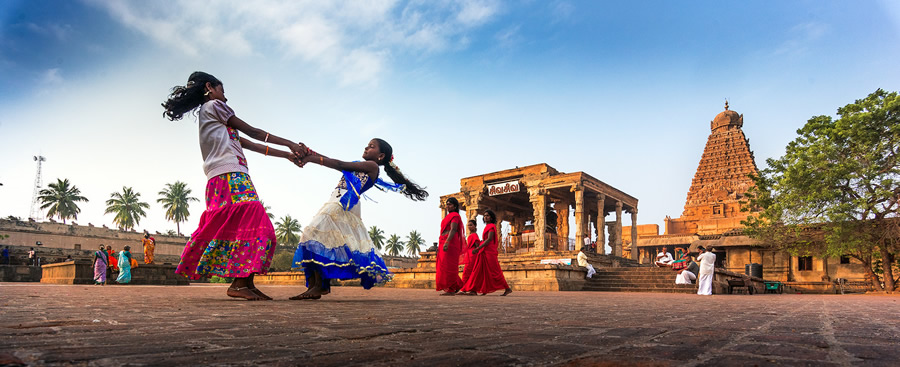 Ashok Saravanan Ay - People and Travel Photographer From India