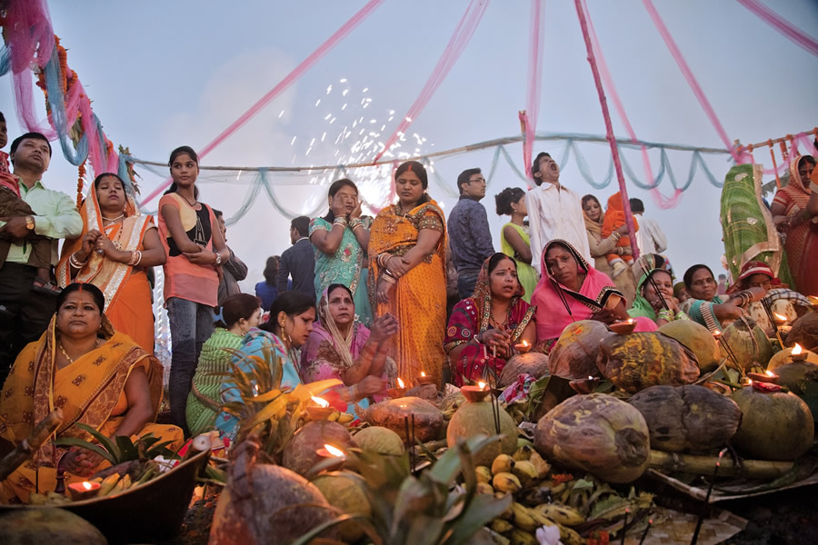 Thanking The Sun - Photo Story About Chhath Festival by Amlan Sany