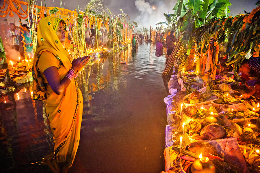 Thanking The Sun - Photo Story About Chhath Festival by Amlan Sany