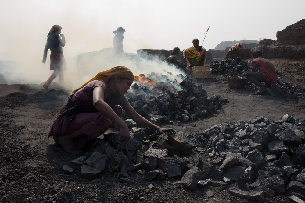 Will the fire ever stop? - Photo Story By Egyptian photographer Walaa Alshaer