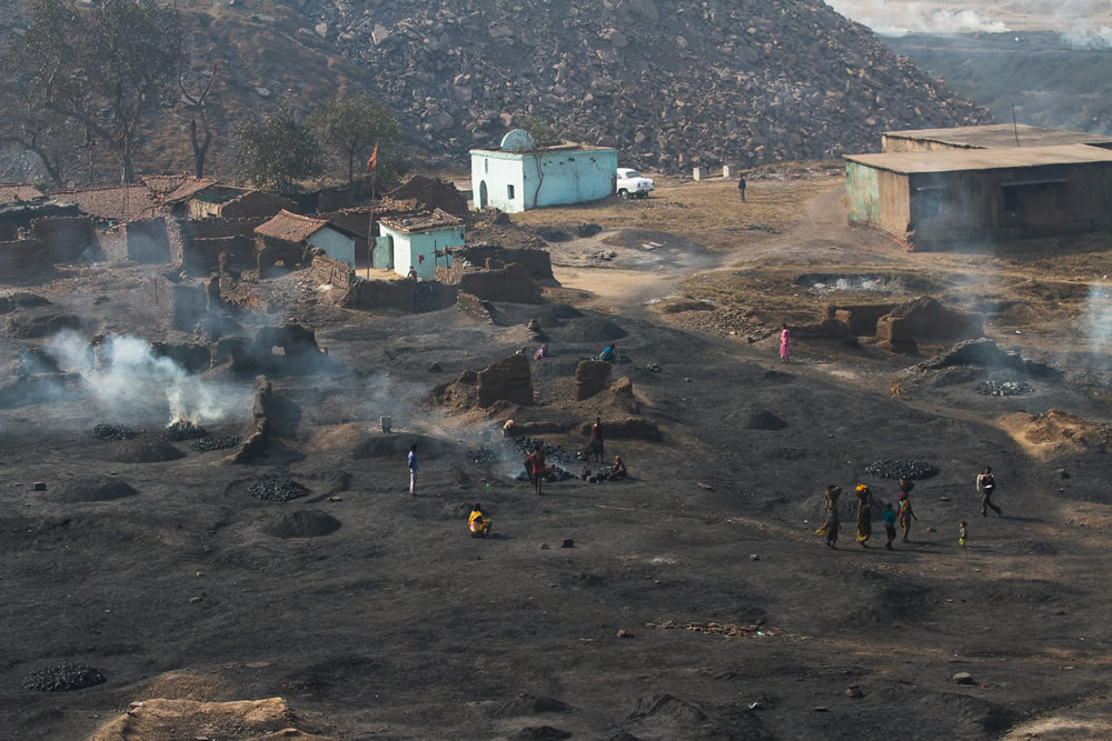 Will the fire ever stop? - Photo Story By Egyptian photographer Walaa Alshaer