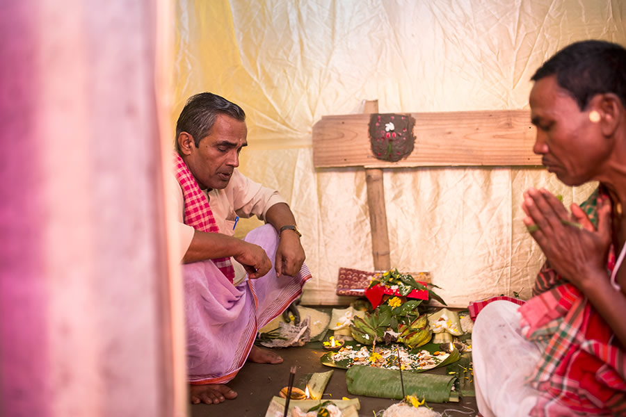 Sitalkuchi 2016 - A Rural Bengali Wedding Story By Madhabendu Hensh