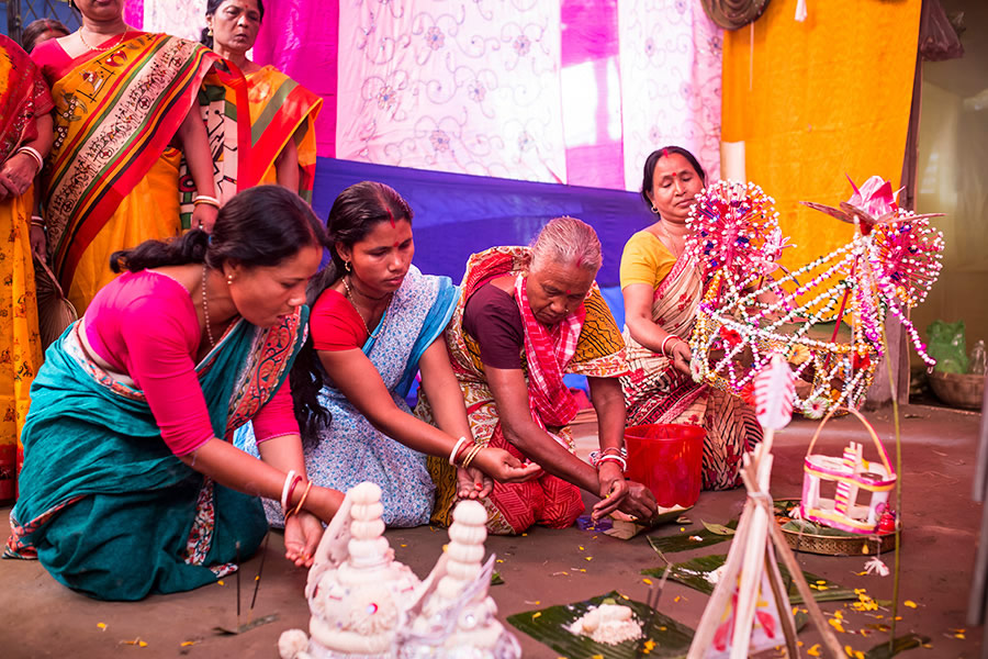 Sitalkuchi 2016 - A Rural Bengali Wedding Story By Madhabendu Hensh