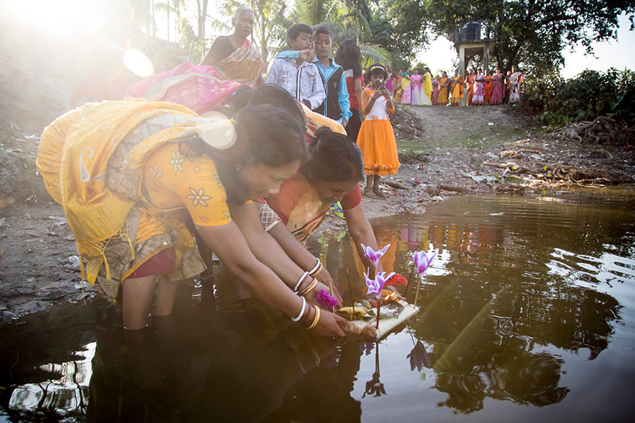 Sitalkuchi 2016 - A Rural Bengali Wedding Story By Madhabendu Hensh