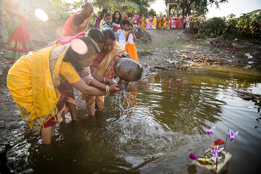 Sitalkuchi 2016 - A Rural Bengali Wedding Story By Madhabendu Hensh