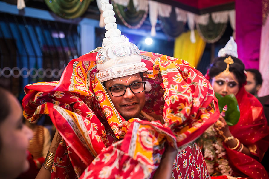 Sitalkuchi 2016 - A Rural Bengali Wedding Story By Madhabendu Hensh