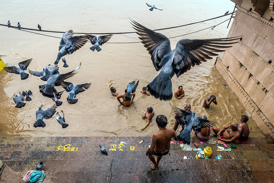 Astounding Banaras: City Of Ghats - Photo Series By Mohit Tejpal