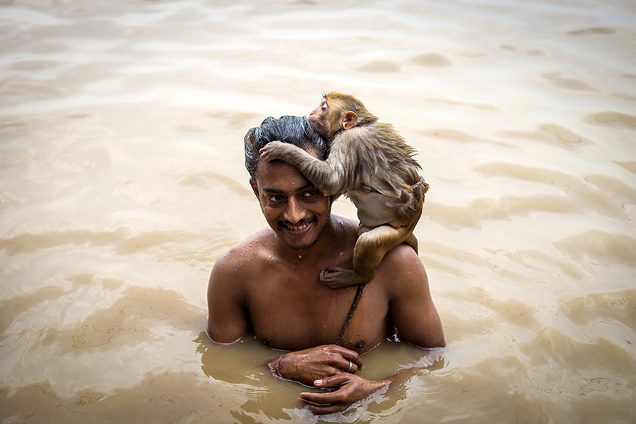 Astounding Banaras: City Of Ghats - Photo Series By Mohit Tejpal