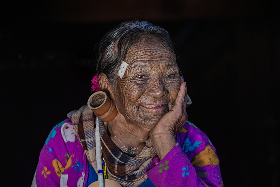 Tribal Chin Woman From Muun Tribe With Tattoo On The Face  Flickr