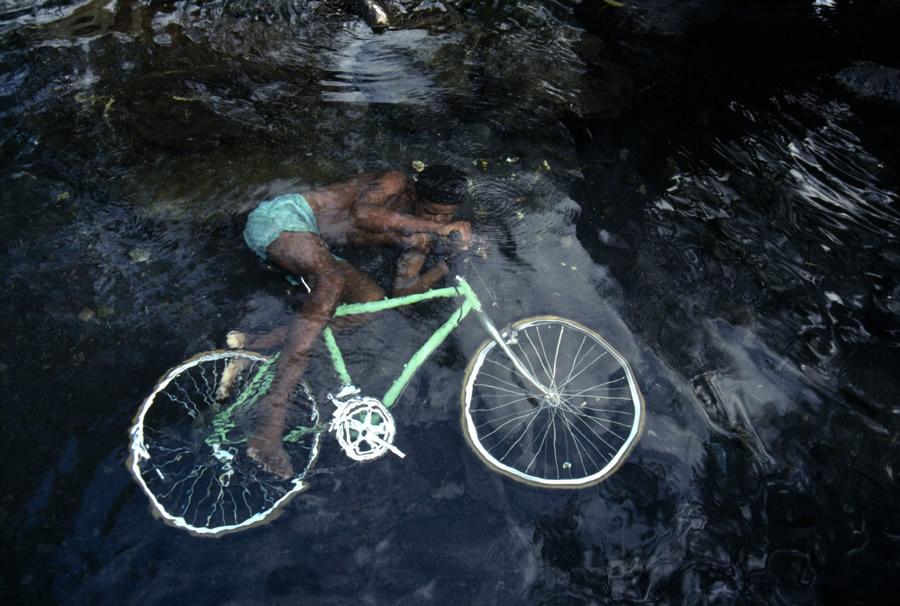 Bruno Barbey