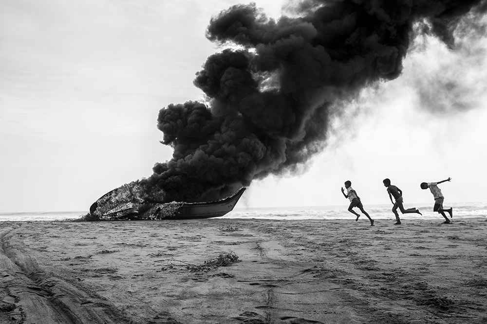 Beyond Vision - Street Photography Series By Mouhamed Moustapha