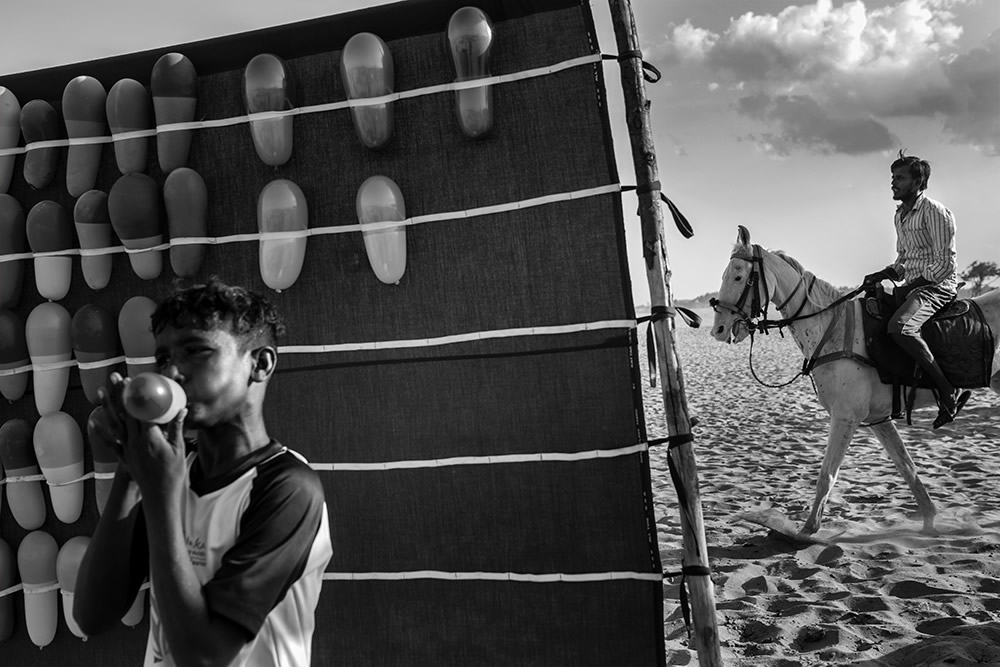 Beyond Vision - Street Photography Series By Mouhamed Moustapha