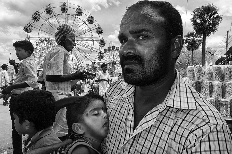Sasikumar Ramachandran From India Inspires Us With A Great Passion For Street Photography