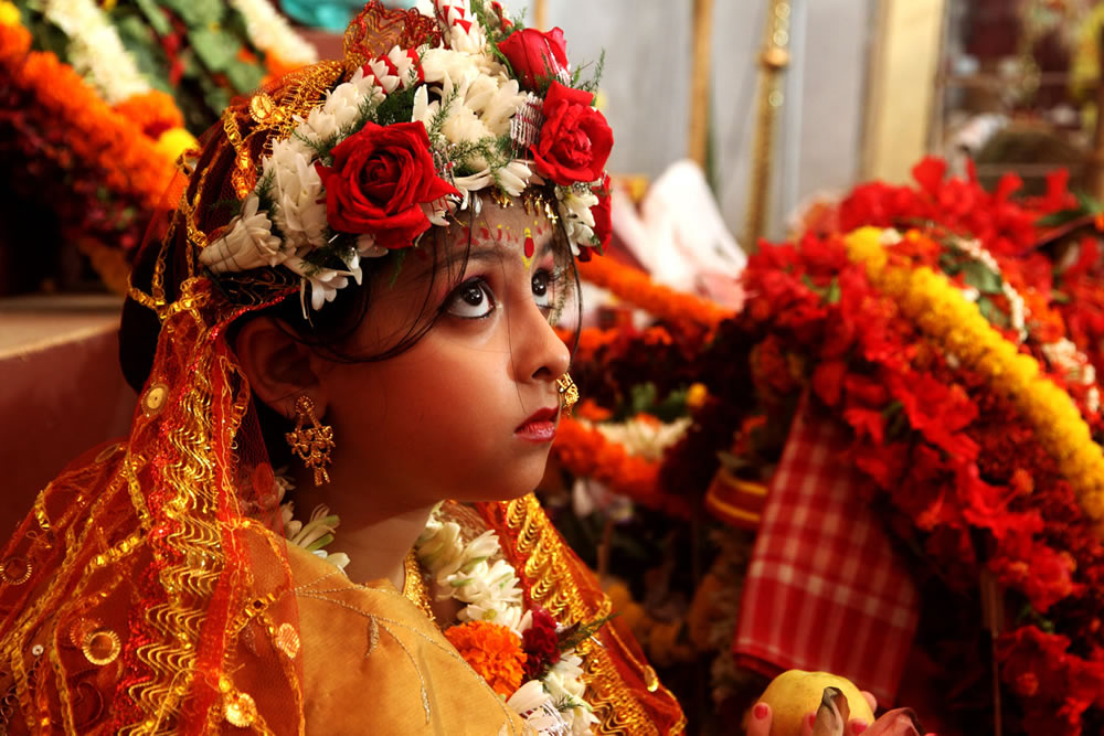 Durga Puja - Photo Series By Indian Photographer Nilanjan Ray