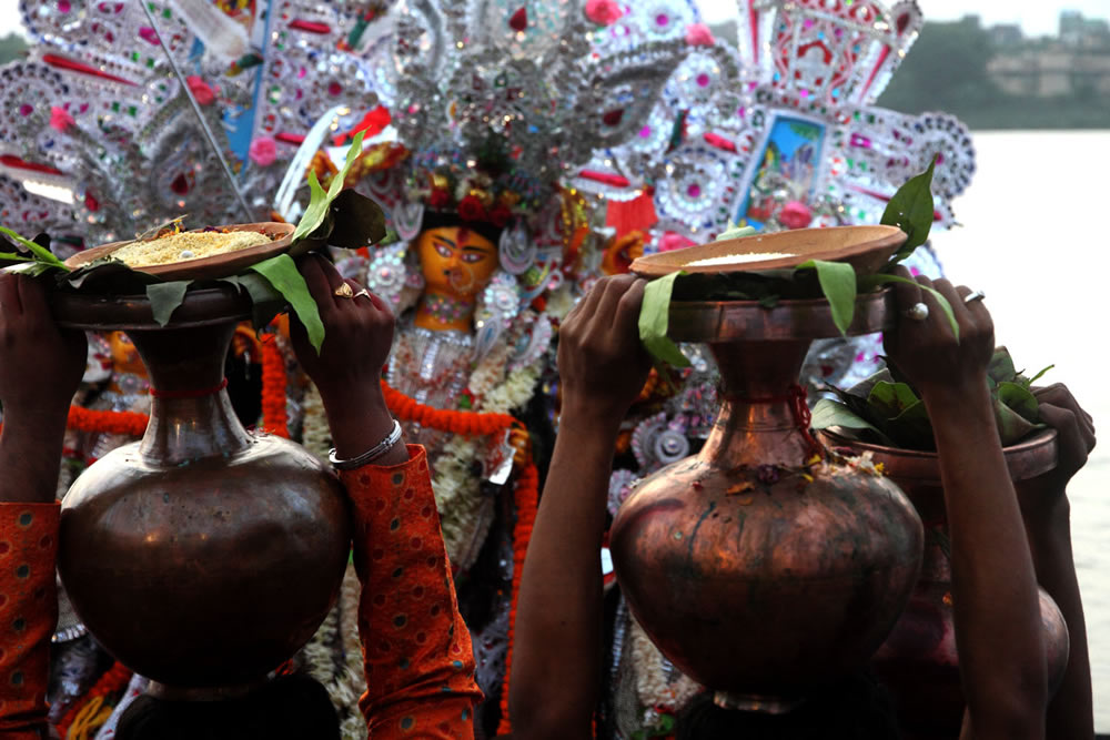 Durga Puja - Photo Series By Indian Photographer Nilanjan Ray
