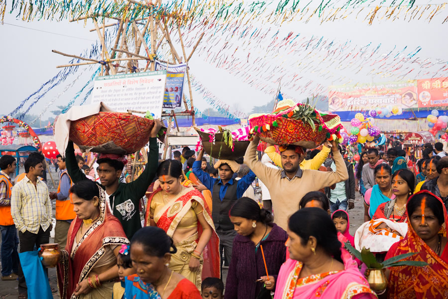 Chhath Puja: Mass Prayer To The Sun - Photo Series By Indian Photographer Arup Biswas