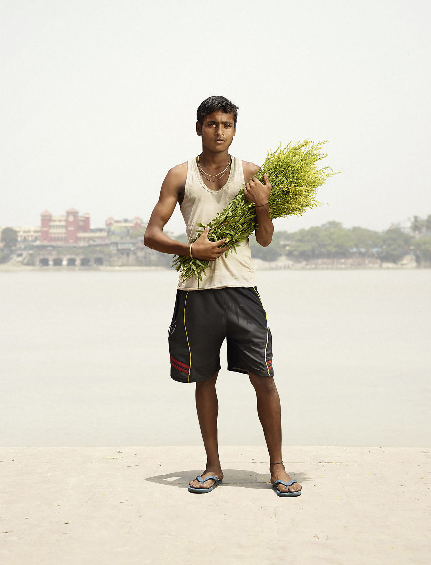 Flower Men In Kolkata - Photo Series By Denmark Photographer Ken Hermann
