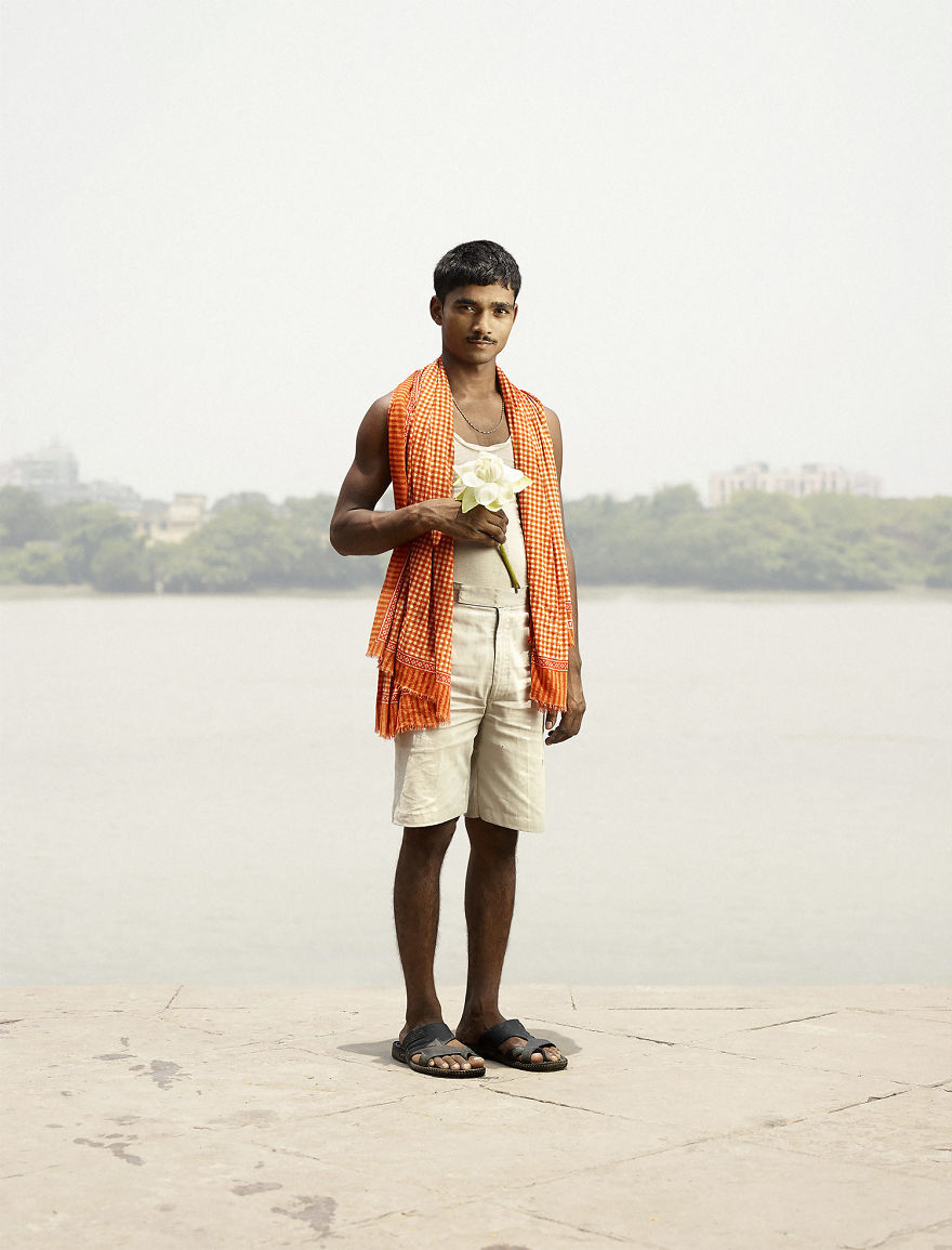 Flower Men In Kolkata - Photo Series By Denmark Photographer Ken Hermann