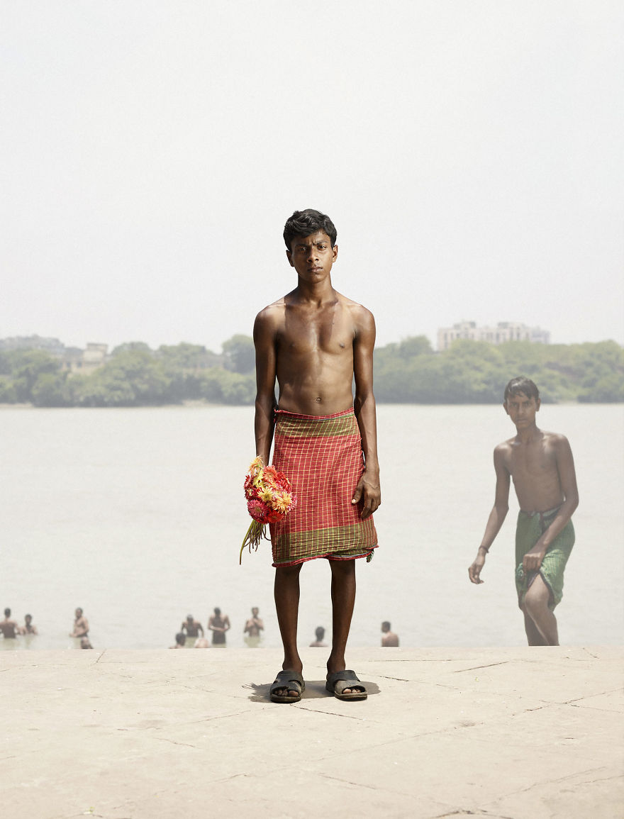 Flower Men In Kolkata - Photo Series By Denmark Photographer Ken Hermann