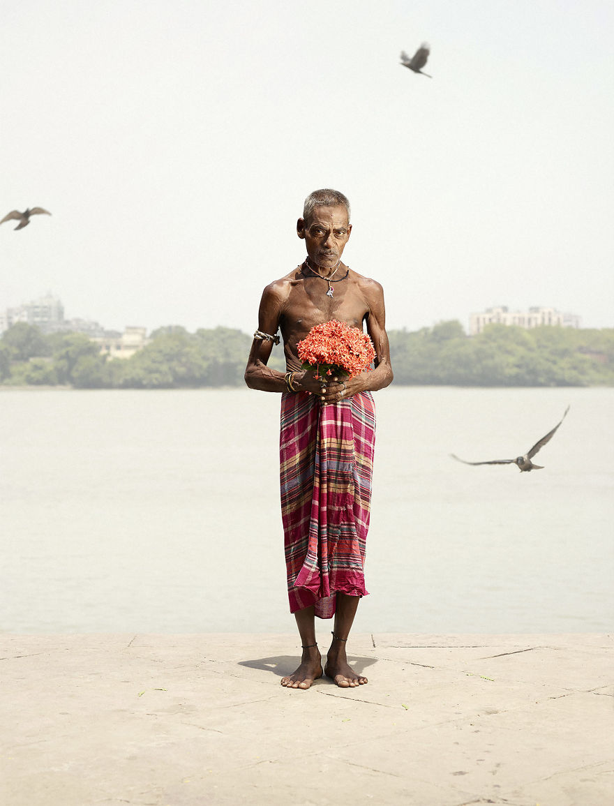 Flower Men In Kolkata - Photo Series By Denmark Photographer Ken Hermann