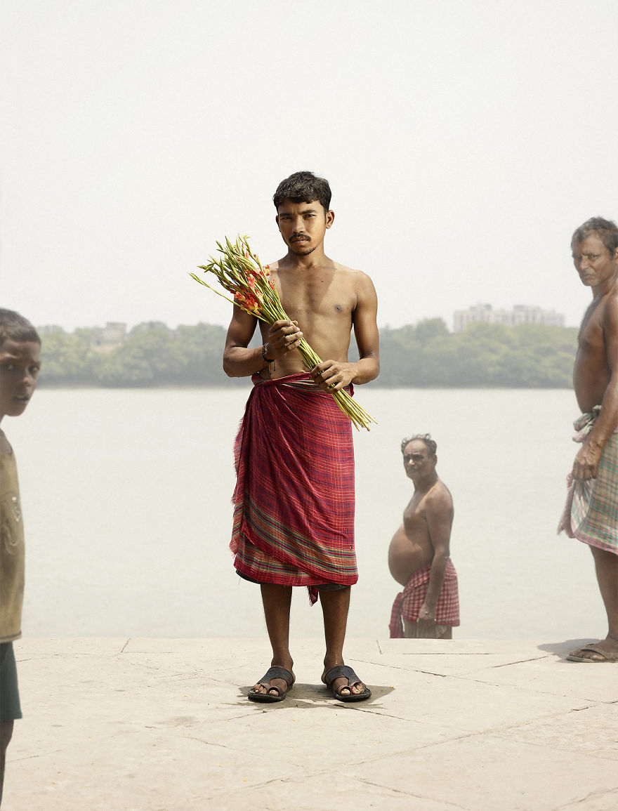 Flower Men In Kolkata - Photo Series By Denmark Photographer Ken Hermann