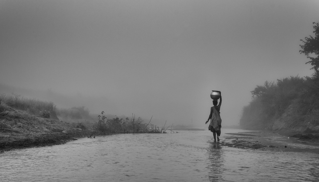 Load Bearers - Photo Series By Indian Photographer Padmanabhan Rangarajan