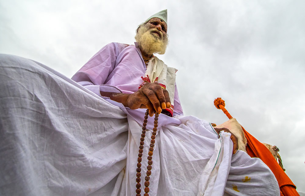 Palkhi Festival - Photo Story By Indian Photographer Mahesh Lonkar