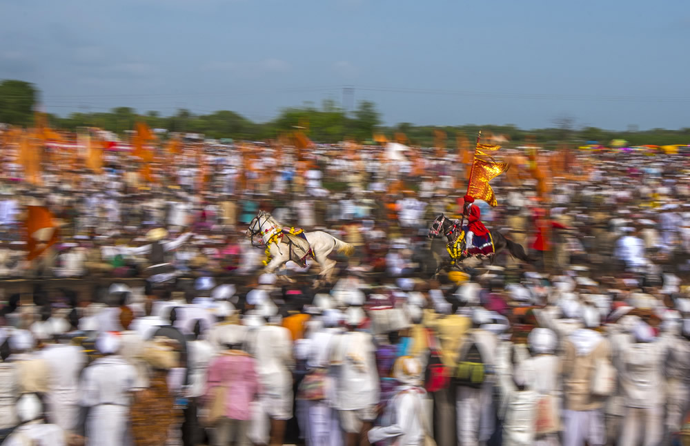 Palkhi Festival - Photo Story By Indian Photographer Mahesh Lonkar