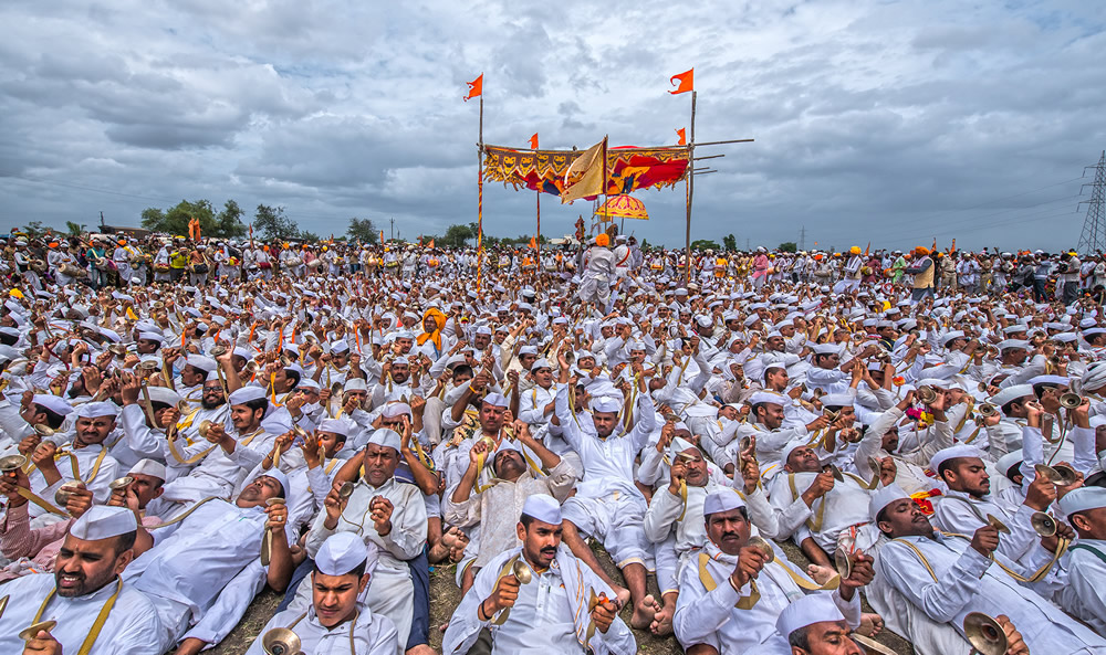 Palkhi Festival - Photo Story By Indian Photographer Mahesh Lonkar