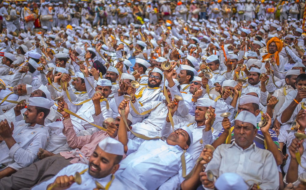 Palkhi Festival - Photo Story By Indian Photographer Mahesh Lonkar