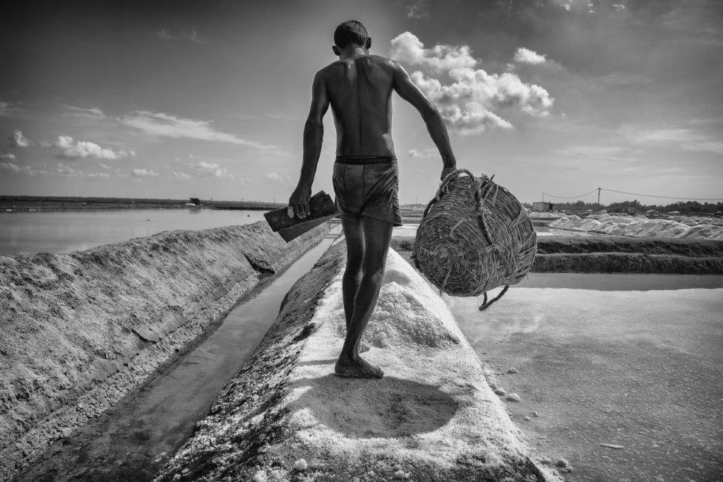 Life In Salt Pans - Photo Series By Indian Photographer Padmanabhan Rangarajan