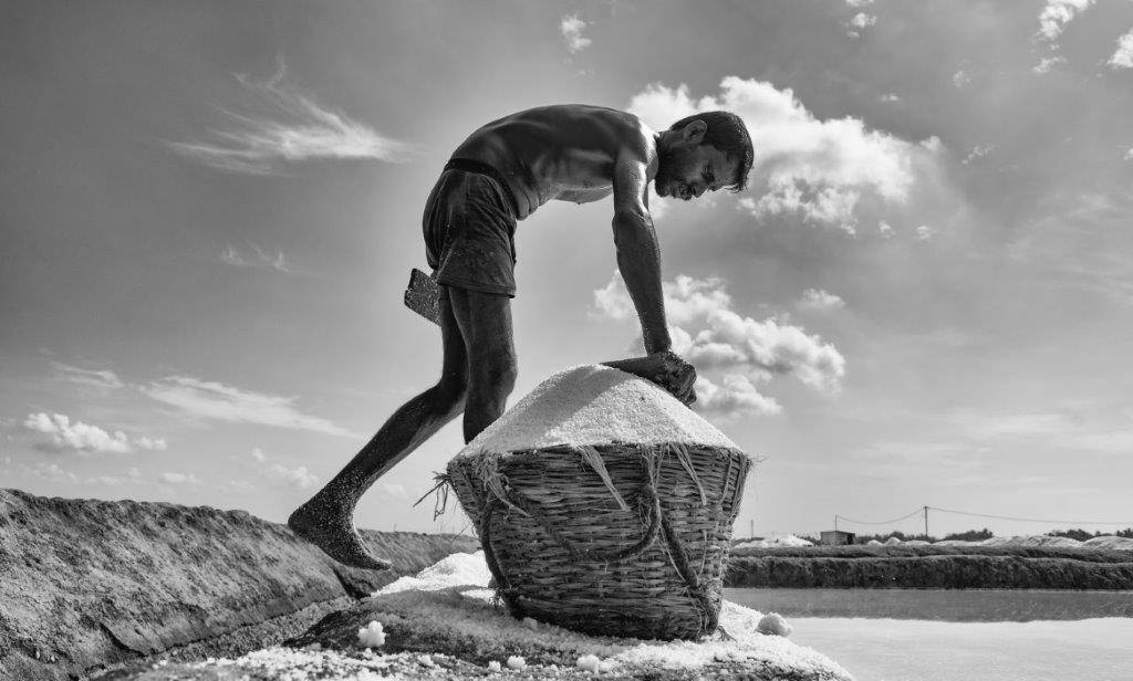 Life In Salt Pans - Photo Series By Indian Photographer Padmanabhan Rangarajan