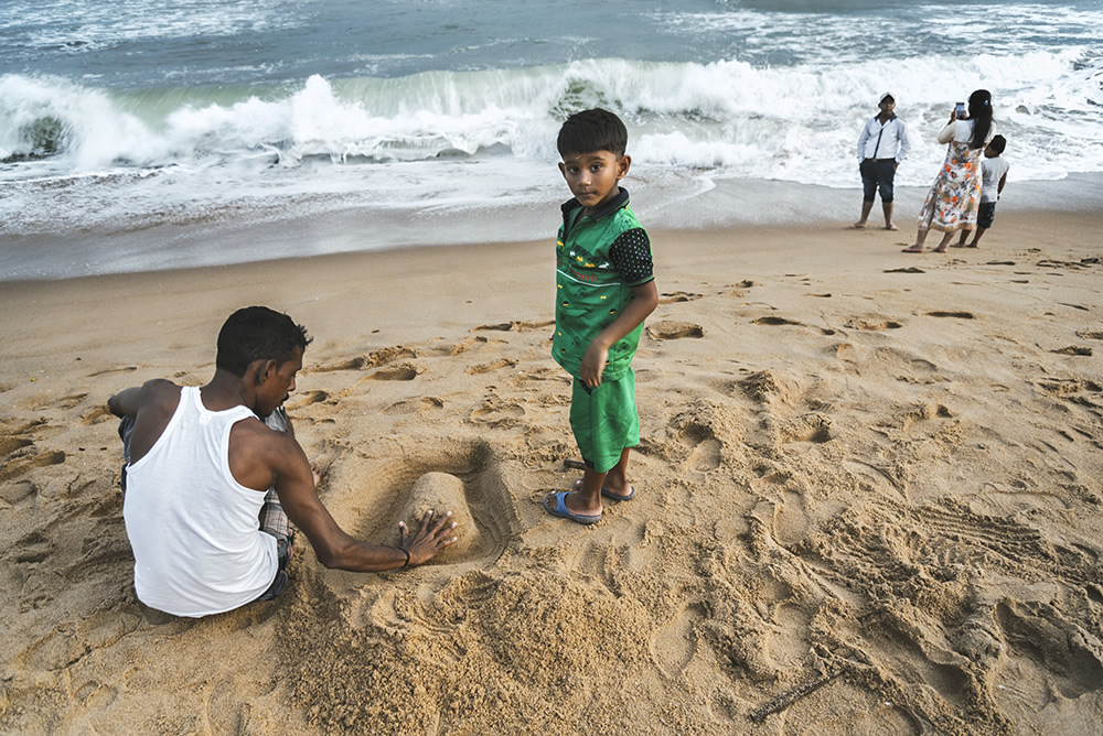 Middle Class Vacation: Photo Series By Indian Photographer Ritam Nandy