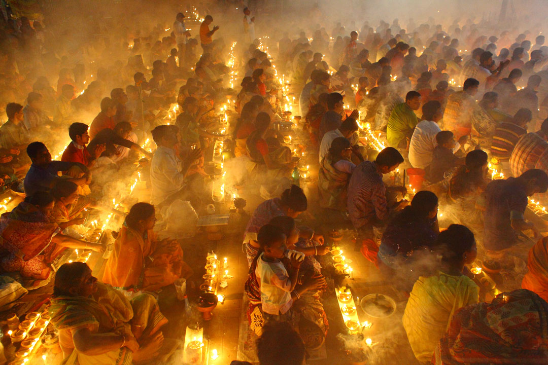 The Face of Faith: Photo Series By Indian Photographer Prashanta Hridoy