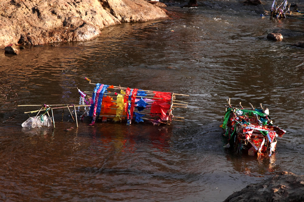 TUSU Festival – Photo Series By Indian Photographer Nilanjan Ray