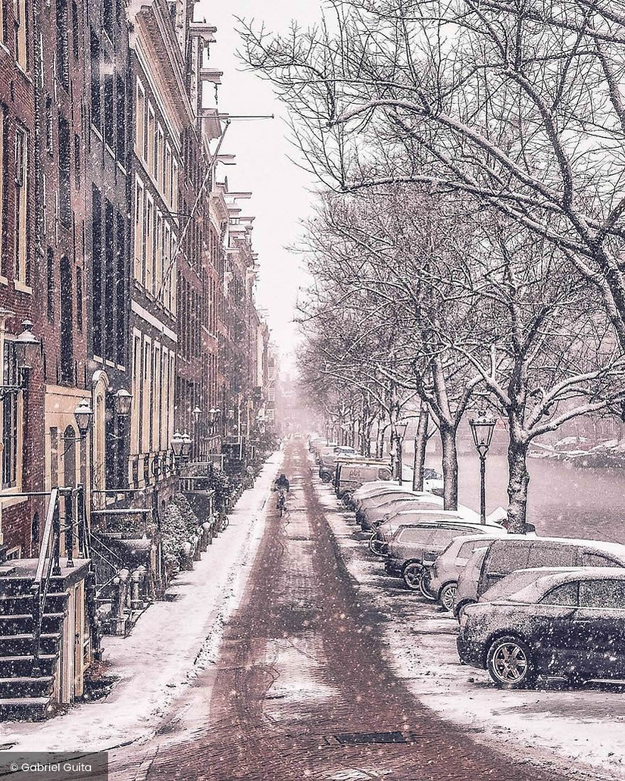 Dutch Photographer Gabriel Guita Beautifully Captured Amsterdam Covered By Heavy Snow