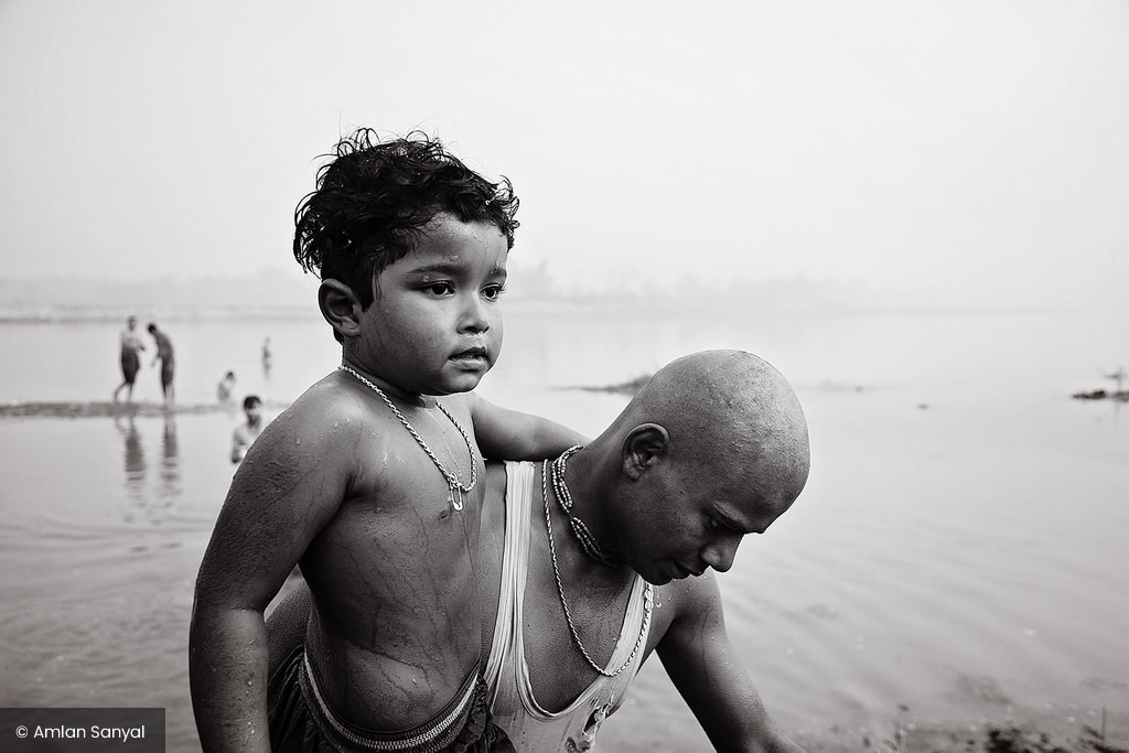 Dolua Mela: Photo Series By Indian Photographer Amlan Sanyal ...