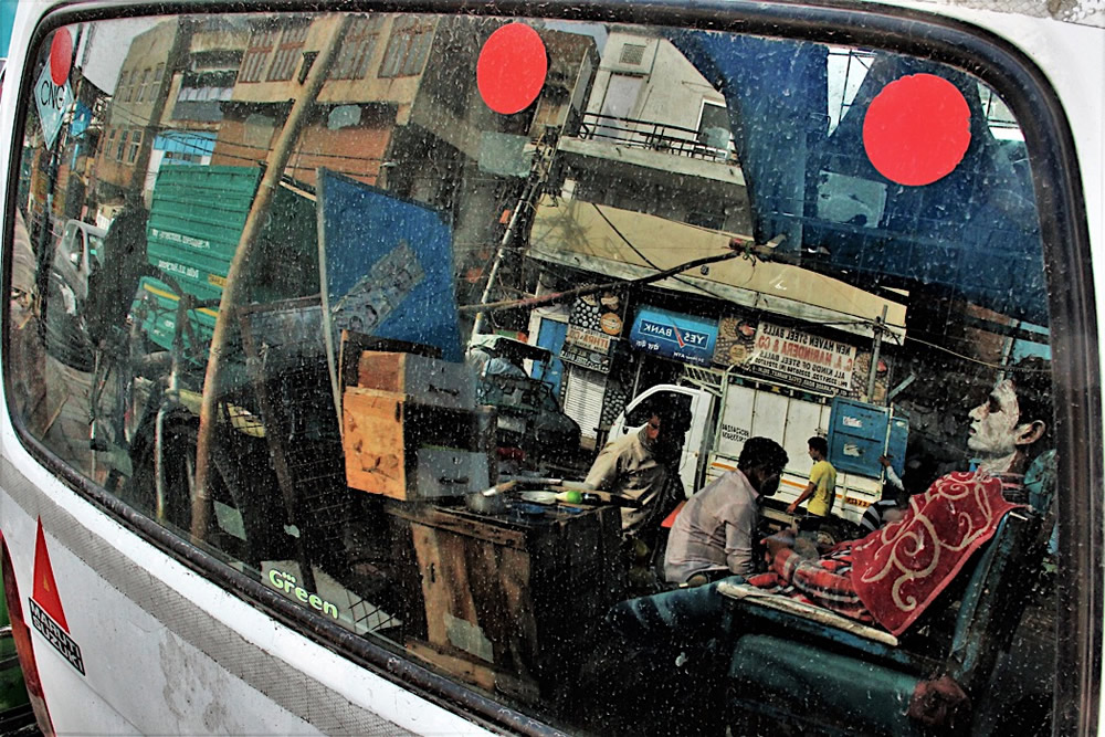 Old Delhi: Life In A Chaotic Heritage - Photo Series By Aniruddha Guha Sarkar