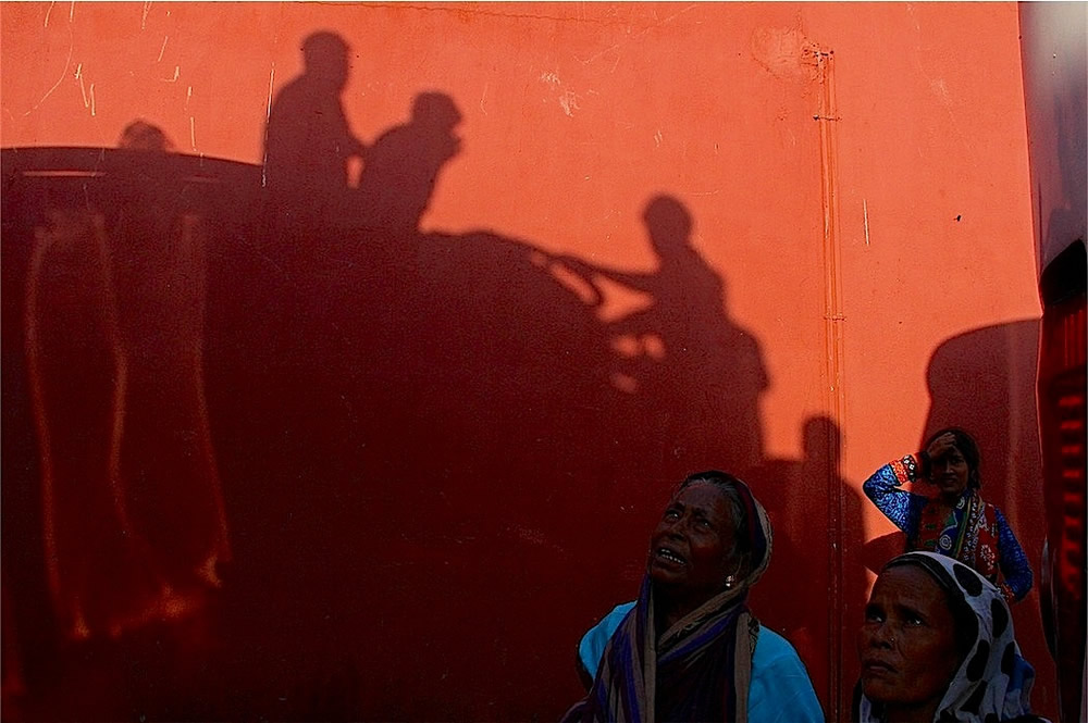 Old Delhi: Life In A Chaotic Heritage - Photo Series By Aniruddha Guha Sarkar