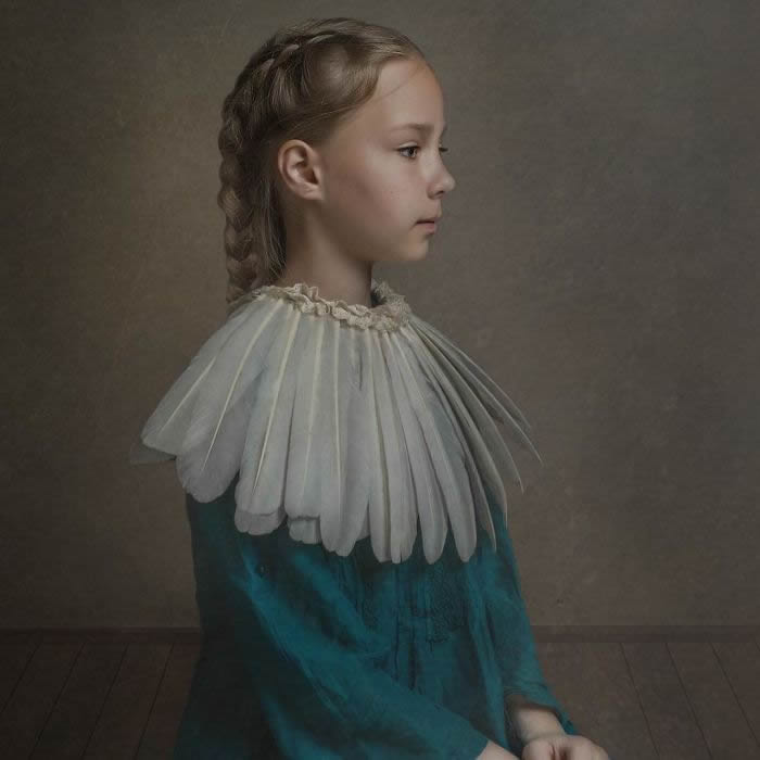 Dutch Photographer Gemmy Woud-Binnendijk Shoots Portraits In the Style Of Classic Paintings