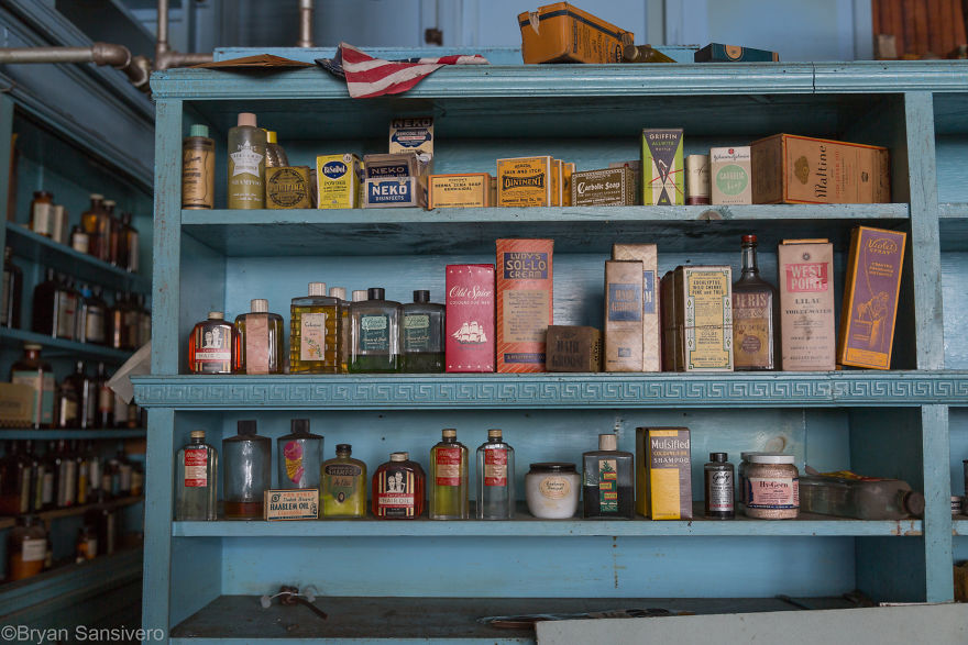 Hair and Grooming products. All in the original packaging