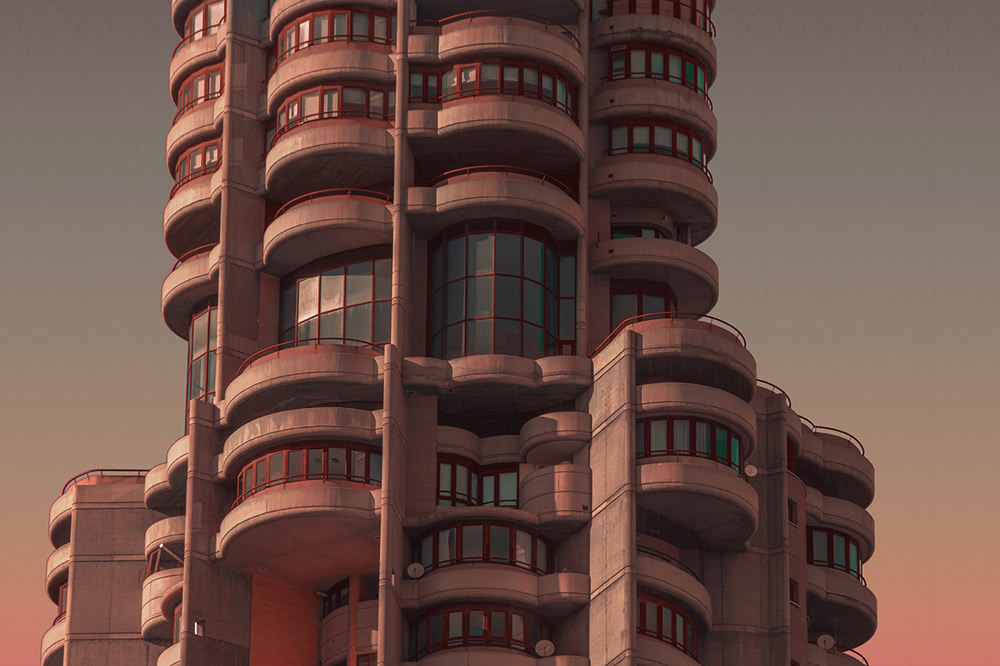 Stunning Alien Architecture Captured By Spanish Photographer Al Mefer