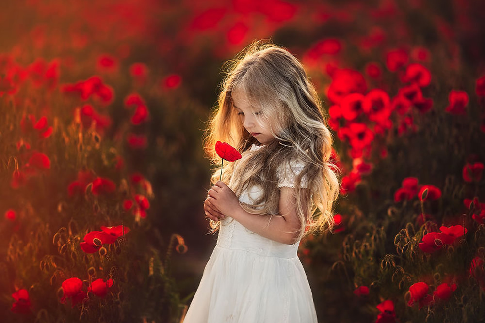 Photographer Roberta Baneviciene Beautifully Captured Her Daughter With ...