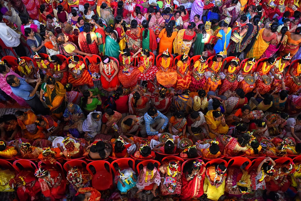 Kumari Puja: Worship Of Unmarried Teenage Girl As Goddess - Photo Series By Avishek Das