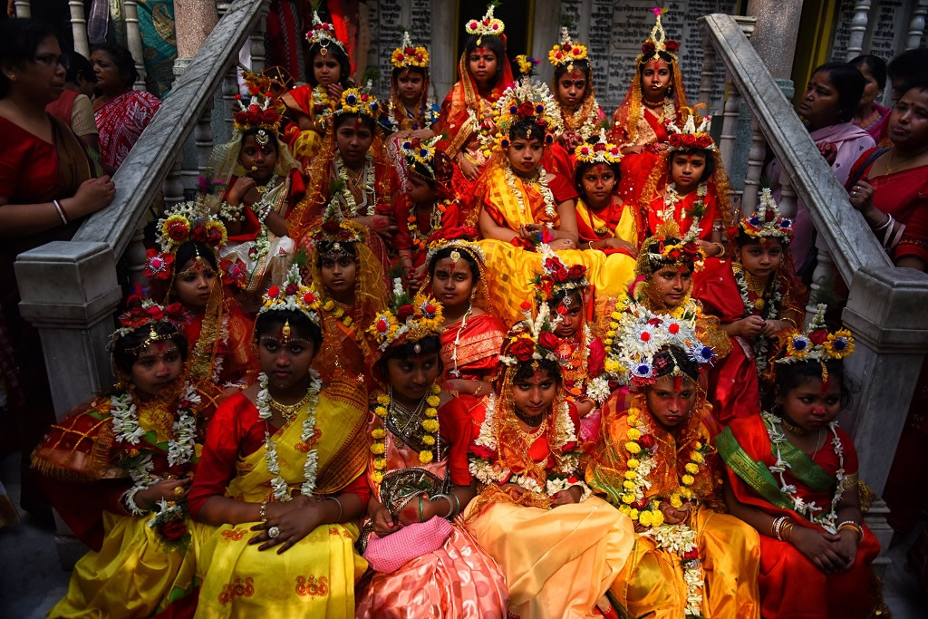 Kumari Puja: Worship Of Unmarried Teenage Girl As Goddess - Photo Series By Avishek Das