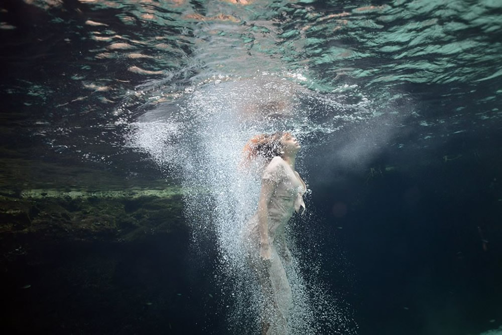 Nereides: Under Water Documentary Photography By Lianne Strik