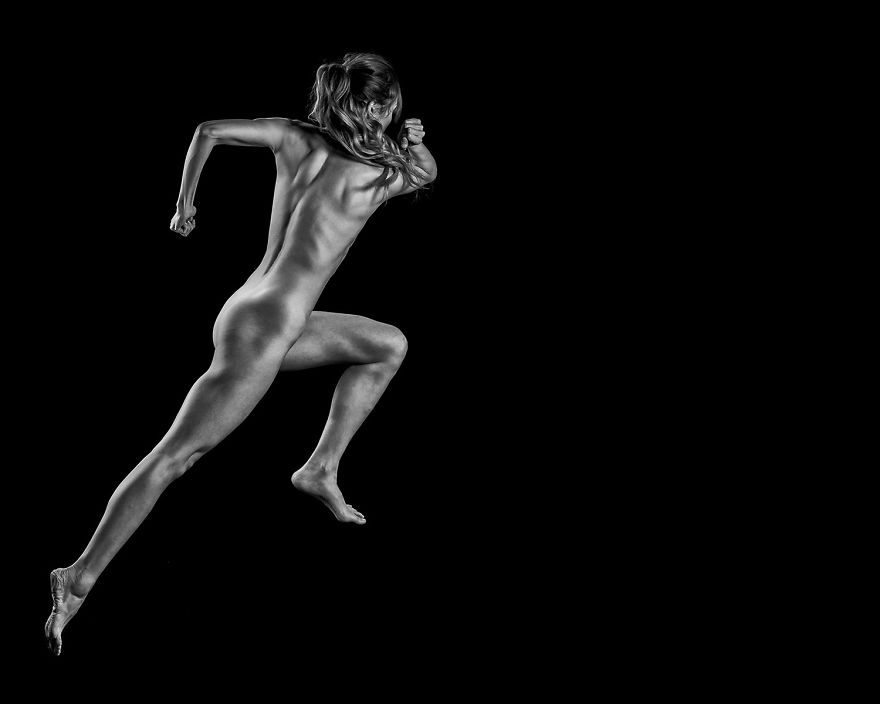 Photographer Mark Ruddick Explore The Strength, Flexibility, And Power Of Human Body In His Portraits