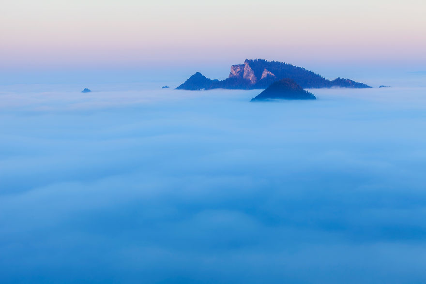 Photographer Magda Chudzik Captures Beautiful Photos Of Morning Fog