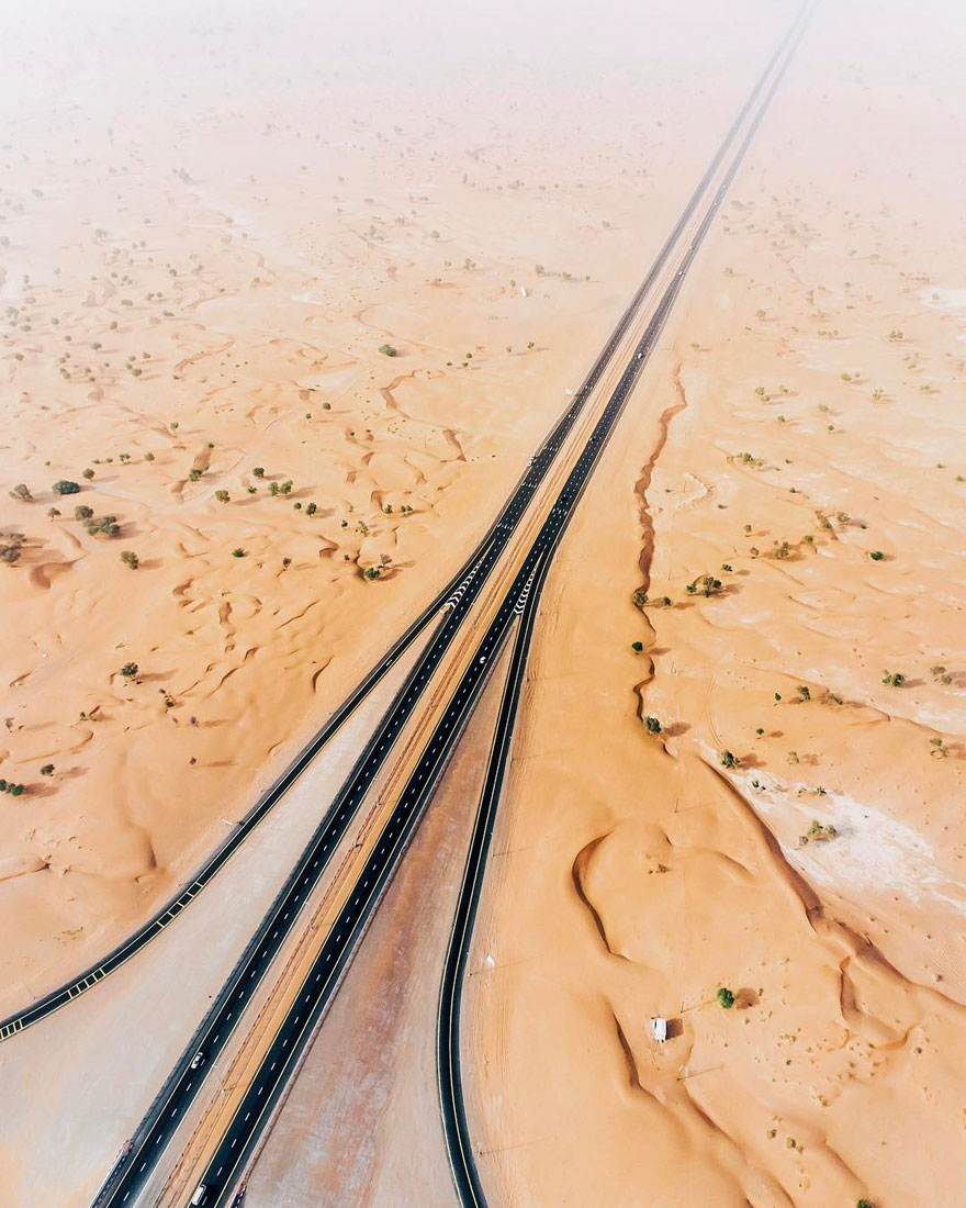 Desert Highway (Dubai, United Arab Emirates)